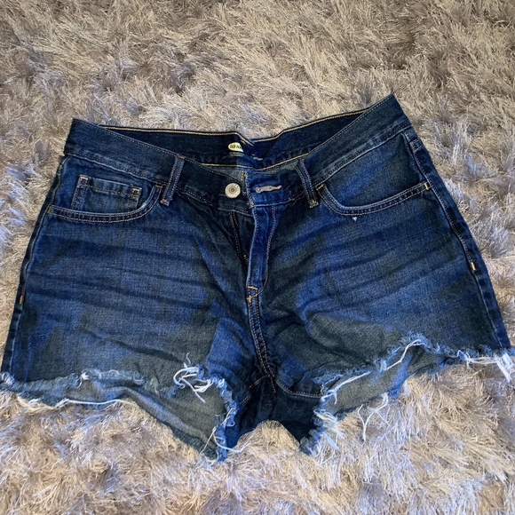 Jean Shorts - Picture 1 of 3